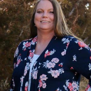 Meet your Posher, Debbie